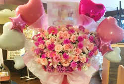お花とバルーンのフラスタ