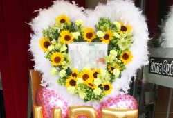 お花とバルーンのフラスタ